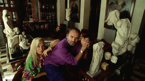 perchè èmorto gianni versace|Gianni Versace: The Life And Death Of The Iconic .